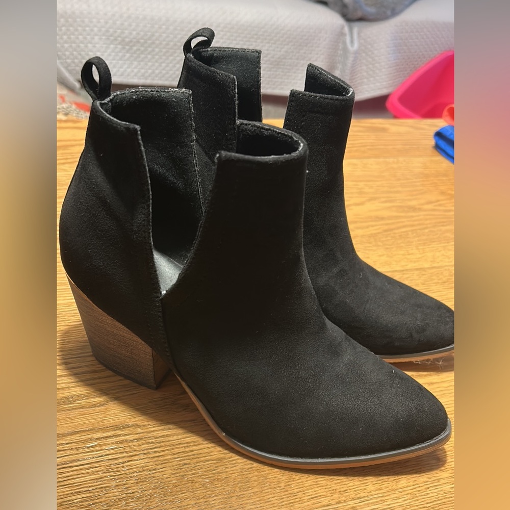 Jellypop booties. Size 9.5 - Picture 1 of 1
